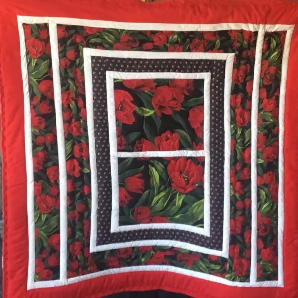 NWT Hand Crafted Tulip Time Quilt